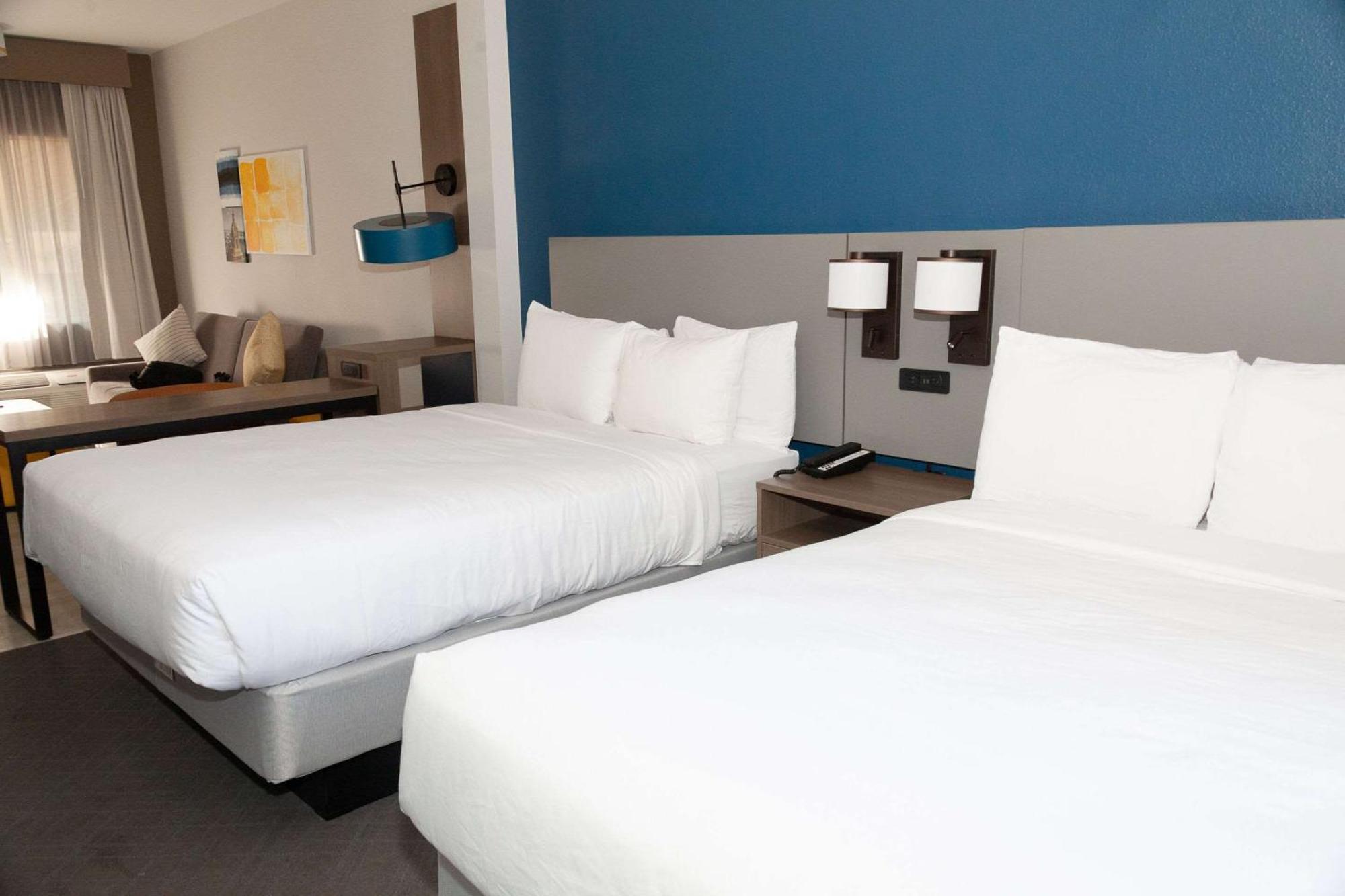 Comfort Suites Baton Rouge South I-10 Eksteriør billede