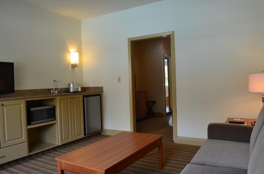 Comfort Suites Baton Rouge South I-10 Eksteriør billede